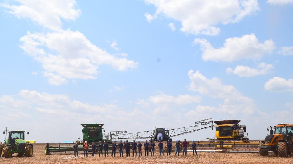 Formação profissional em Operador de Máquinas Agrícolas